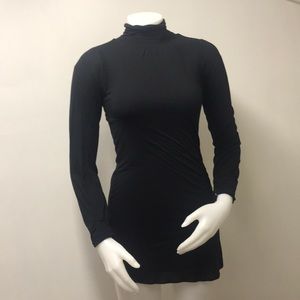 Revolver long sleeve asymmetrical top